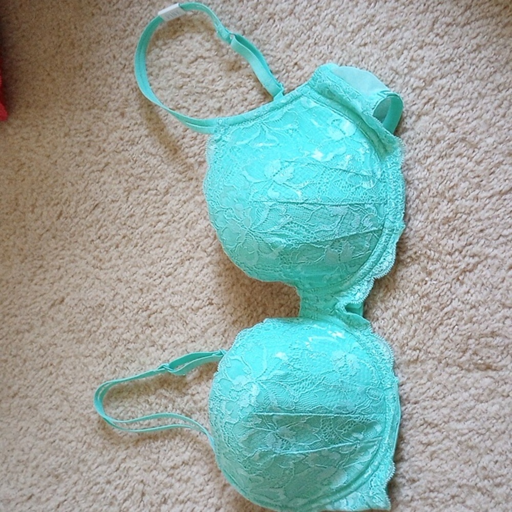 Mint Green 36 D lightly lined demi bra